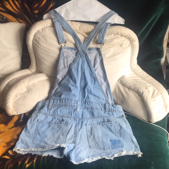 Overall Jean Shorts - Picture 2 of 4